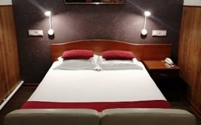 Praga Hotel