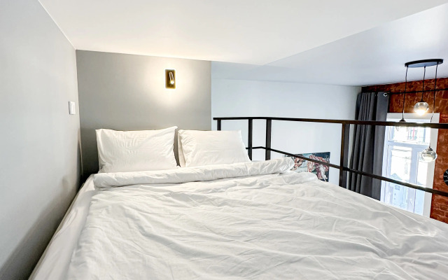 Квартира Стильная студия в 10 минутах от Невского проспекта