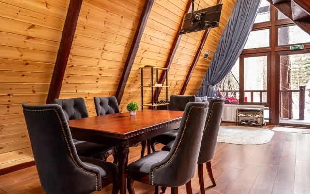 Коттедж Двухуровневый с Терассой в Терсколе от Квартирукинг