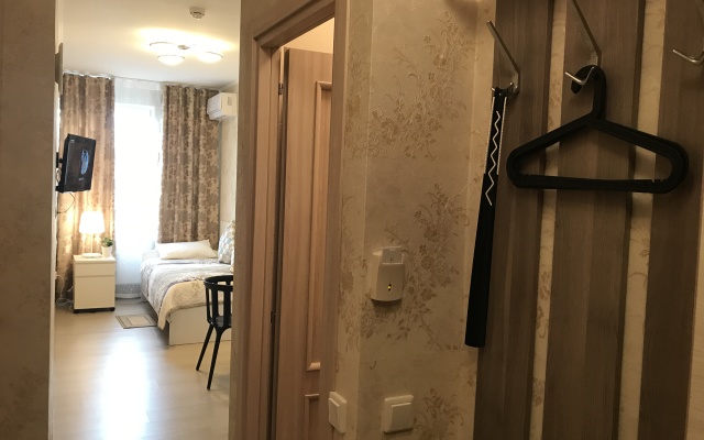Crocus Star Hotel