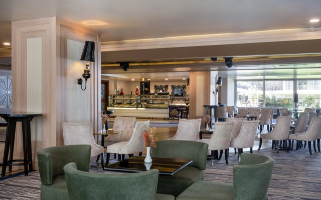 Porto Bello Hotel Resort & Spa