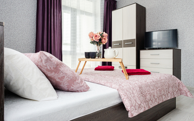 ApartHause 2-komnatnaya u ZHD Vokzala Flat