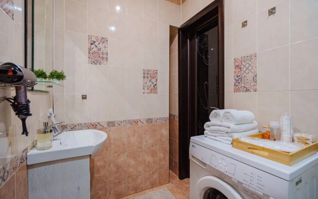 Студия Granada уютная современная в новом доме