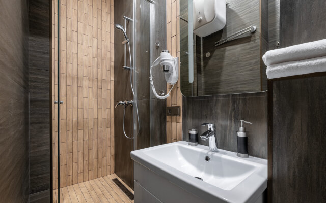 Mangosteen Apartments Studio 11