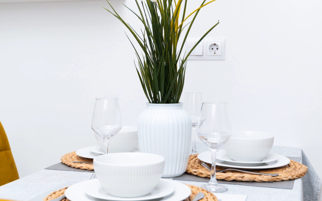 Квартира Евродвушка возле метро и ТЦ