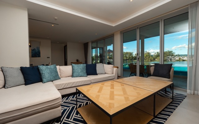 Prekrasnye Apartamenty s Basseynom v Laguna Phuket