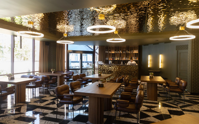 Отель Белый Лотос