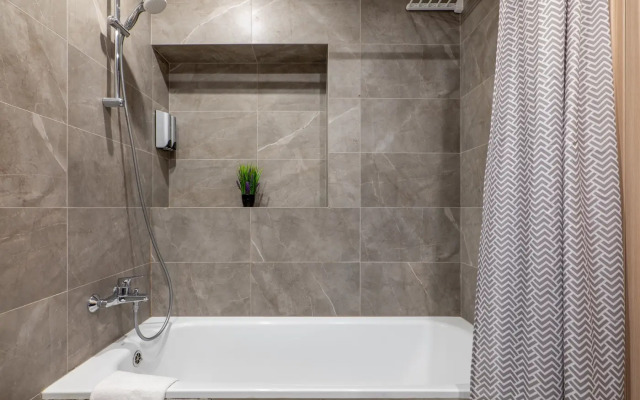 2 komn. De Luxe YES s vidom na VDNH i Ostankino Apartments