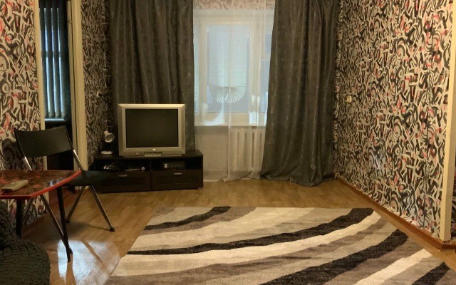 Квартира 3-х комнатная на Кирова 33 (2-й этаж)