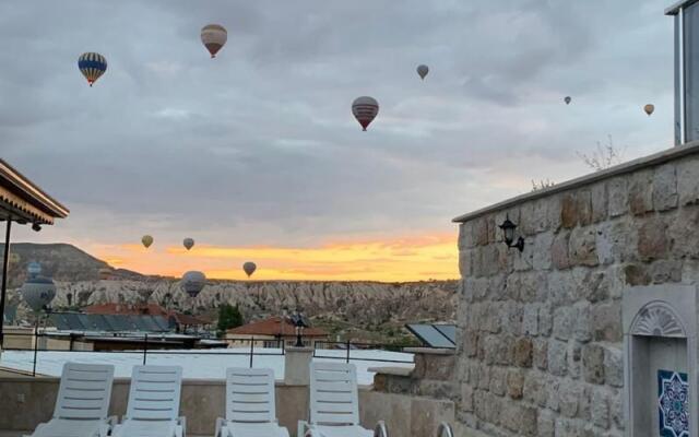 Balloon Cave Hotel