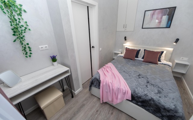 Zefir Flat 1
