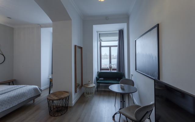 English Guest House Apartments