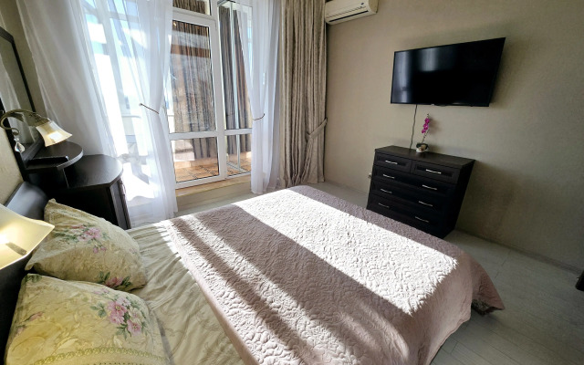 Prostornaya S Vidom Na More Flat