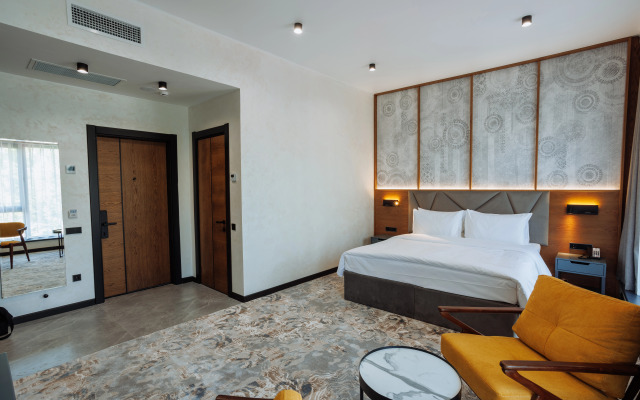 Aurum Garden Hotel