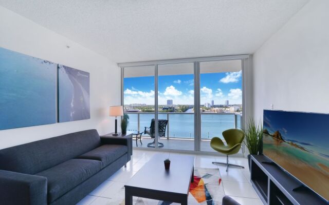 Intracoastal Yacht Club Apart-Hotel