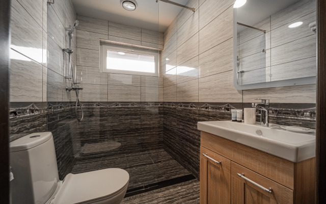 Esto-Sadok Private house