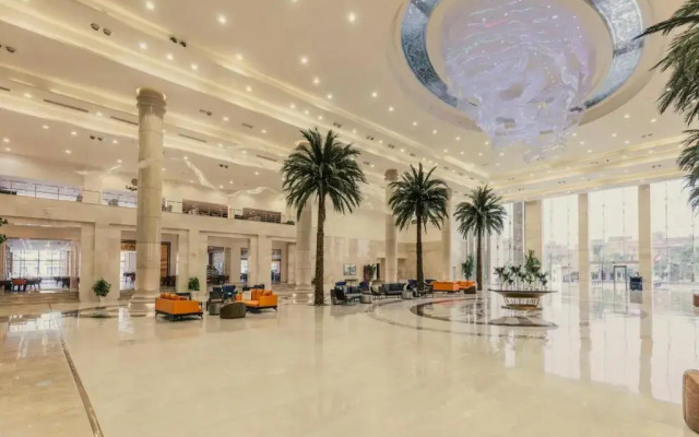 Отель Triumph Luxury Hotel