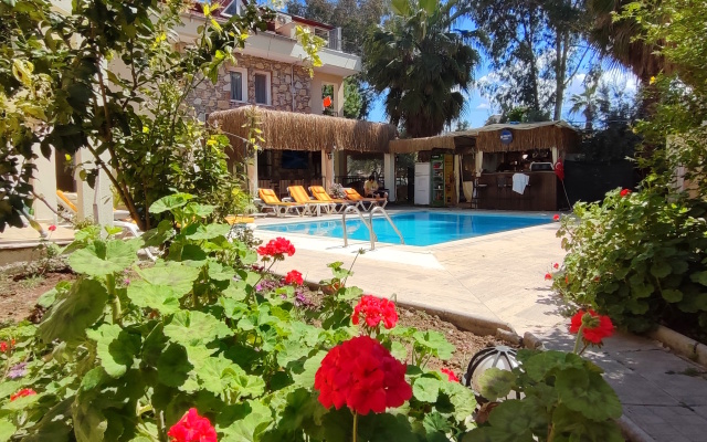 Cileks Apart-Hotel