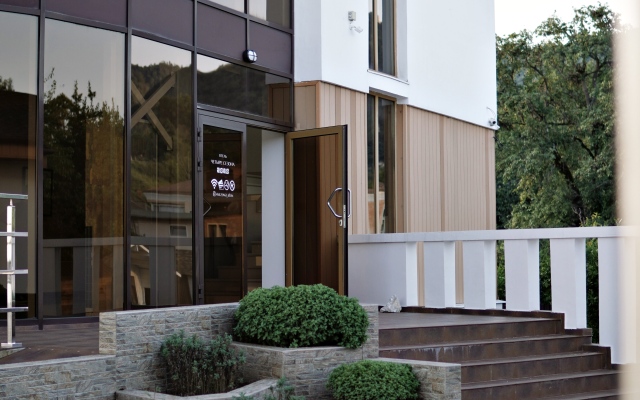 Chetyre Sezona Hotel