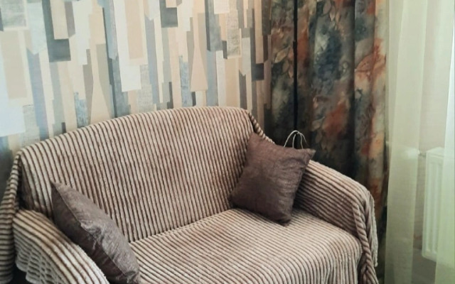 Na Ulitse Krasnopolyanskaya 34 Flat