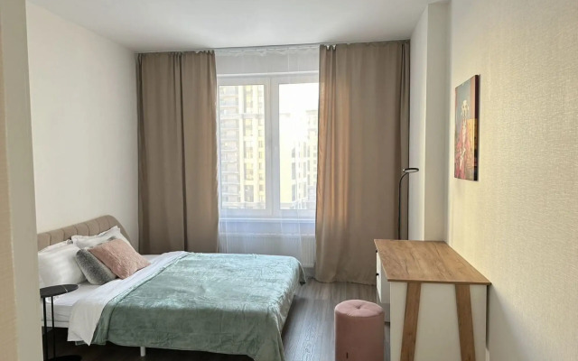 Квартира на Октябрьской набережной, 40