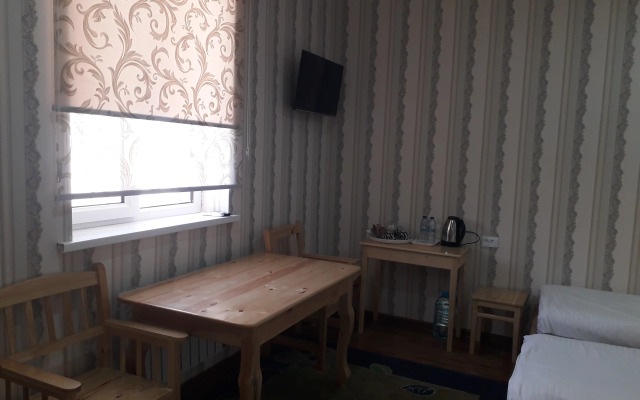 Allanazar Ota Guest house