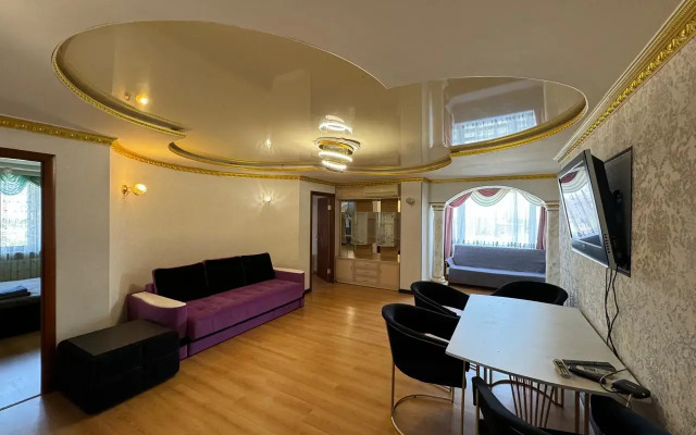 Krasnoznamenskiy Tsentralny Pyatachok Flat