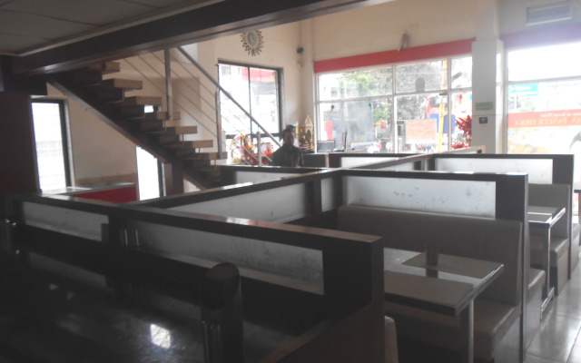 Отель Balaji Inn Hotel Nasik