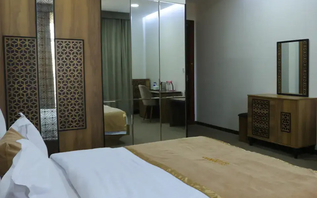 Dunyo Palace Hotel