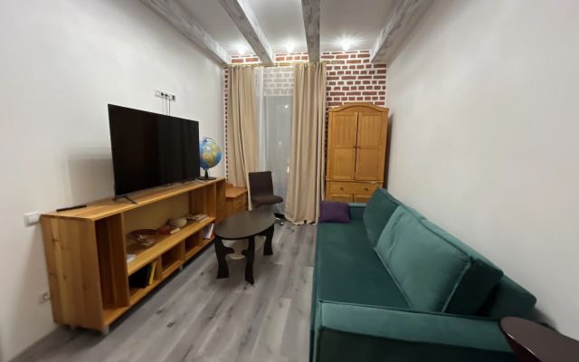 Апартаменты Логово Румс Двухкомнатные Шестиместные