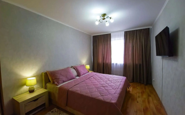 Апартаменты на проспекте Мира 182