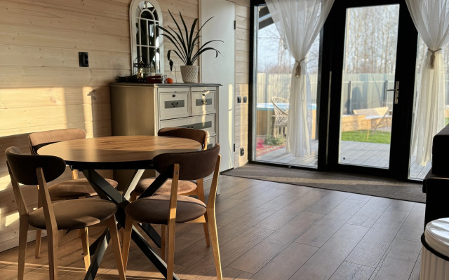 Гостевой дом с французскими панорамными окнами