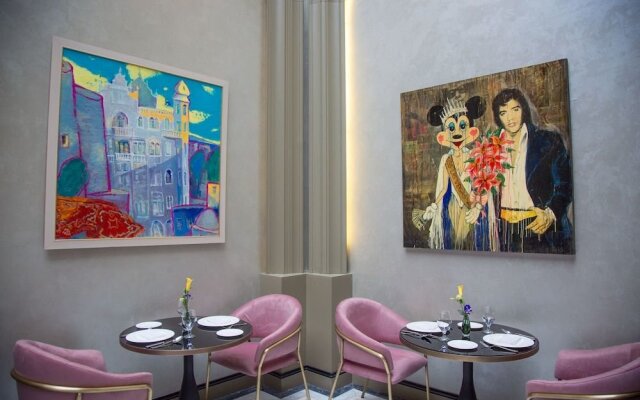 Art Gallery Hotel