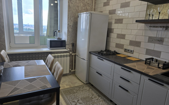 Avrora, 2 Kurskaya 61 Flat