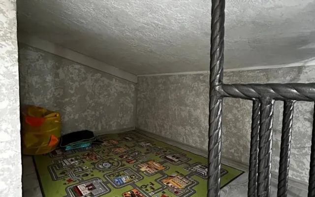 Dvukhurovnevaya Fermerskiy 2/1-59 Flat