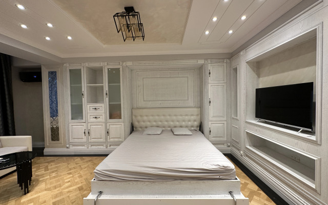 1-K, Ulitsa Anrapetutyan, Hn761 Flat