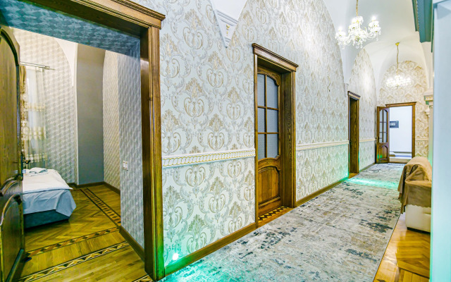 Premium at Nizami Street on Targovi Apartments