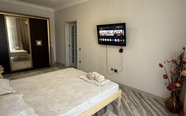 Квартира Гюль улица Времена Года 1