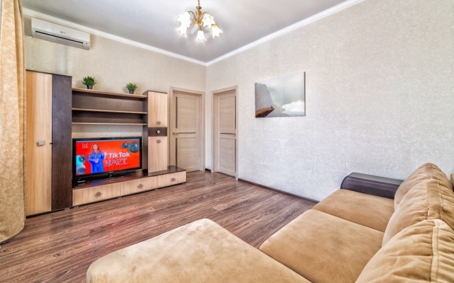 Skyroom Flat