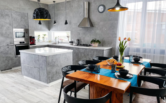34 Domika Ryadom S Tsentrom Goroda Private house