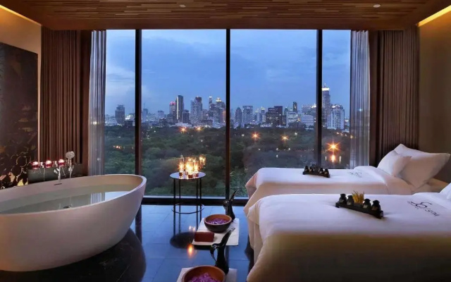 SO/ Bangkok