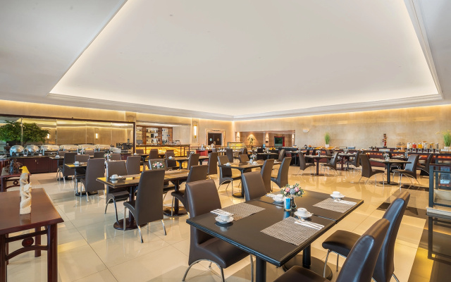 Aston Cimone Hotel & Convention Center Hotel – Restaurant – Tangerang