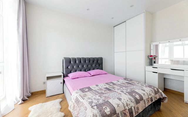 Na Pobediteley, 115 Flat