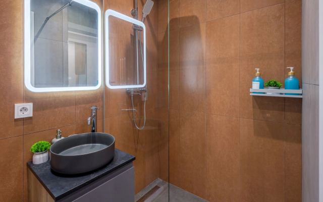 Квартира с бассейном на территории МореСолнцеАпарт 4