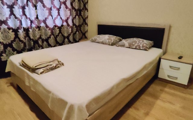 Bul'var Pobedy Apartment