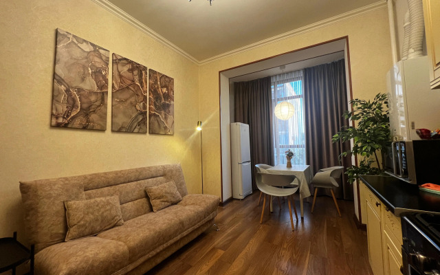 Апартаменты возле Парка на Аллее Строителей by Sutki26 1