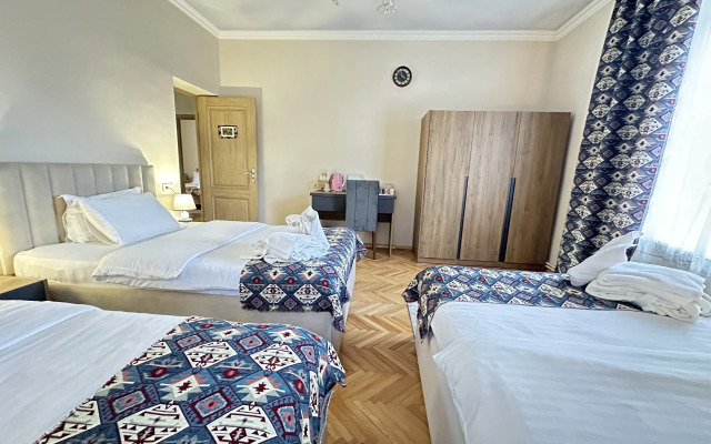 Guest house DEGHCENI