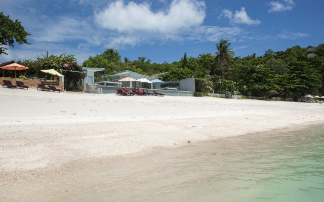 Отель Idyllic Samui Oceanfront Resort and Villas