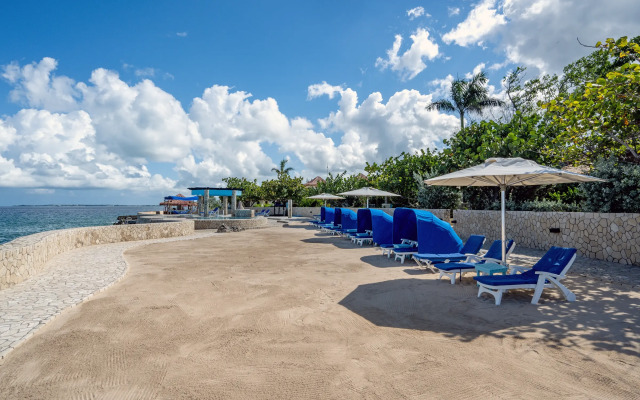 Ocean Cliff Hotel