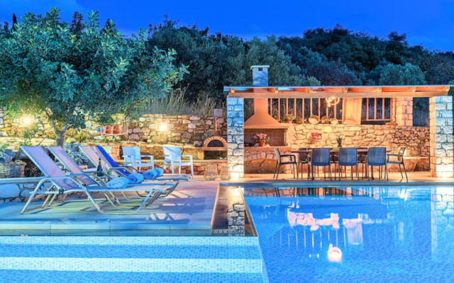 Cretan Lux Villa